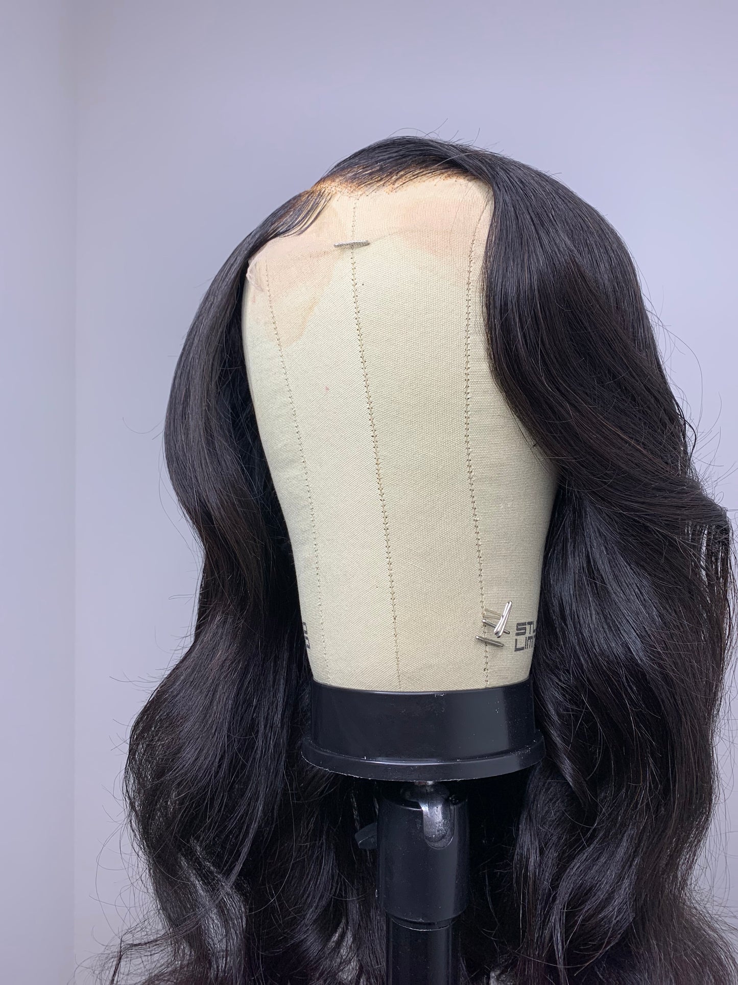 Nivy - Curled Side Part Wig